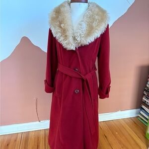 Vintage Red Winter Coat with Faux Fur Collar